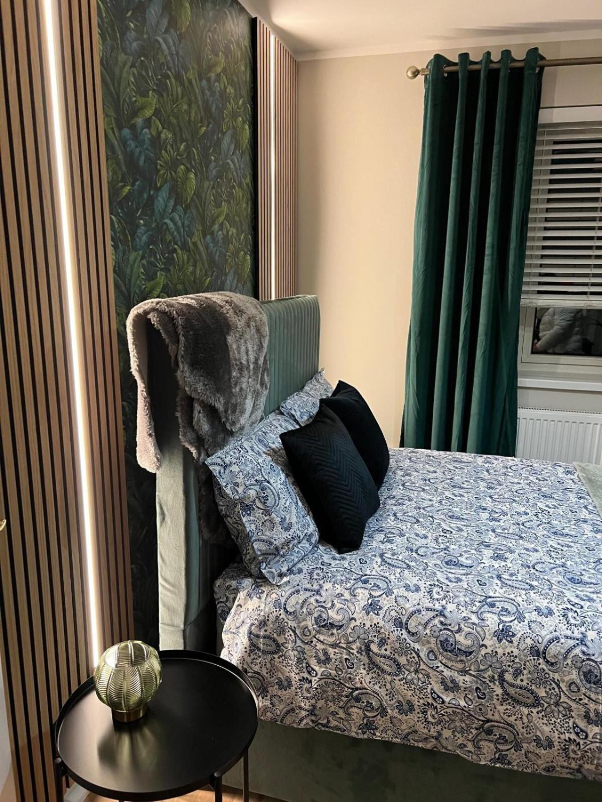 Spacious & Modern Family Gem Appartamento Londra